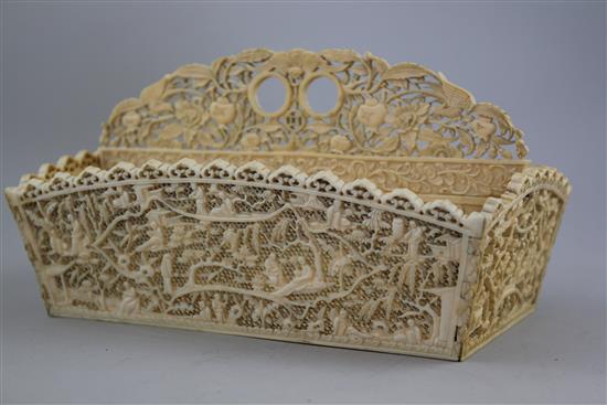 A Chinese export ivory basket, first half 19th century, 21.5cm, reglued